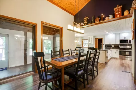 Dining - 3930 Mallard Ave, Springfield, OH 45503 photo 1 of 5