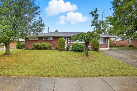 5135 Chesham Dr, Dayton, OH 45424