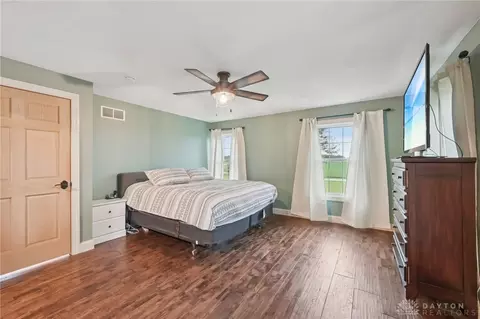Bedroom - 5872 E Us Highway 36, Cable, OH 43009 photo 2 of 5