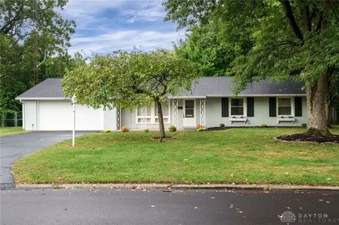 5924 Jassamine Dr, Dayton, OH 45449