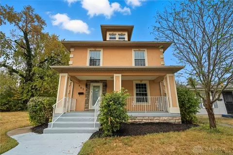 801 10th Ave, Middletown, OH 45044