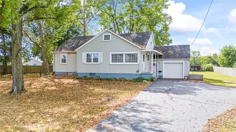 1002 S Market St, Troy, OH 45373