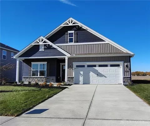 2968 Hoying Dr, Troy, OH 45373