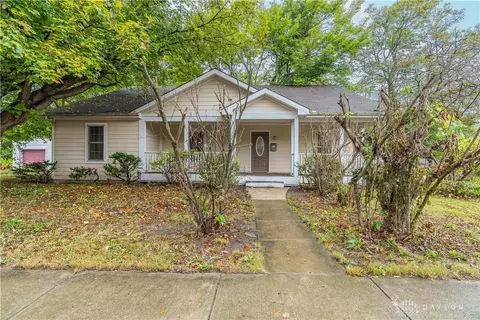 414 S High St, Yellow Springs, OH 45387