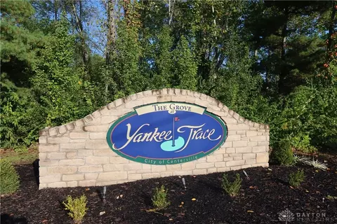 812 Hidden Branches Dr, Dayton, OH 45458