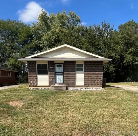 2015 Val Vista Dr, Dayton, OH 45406