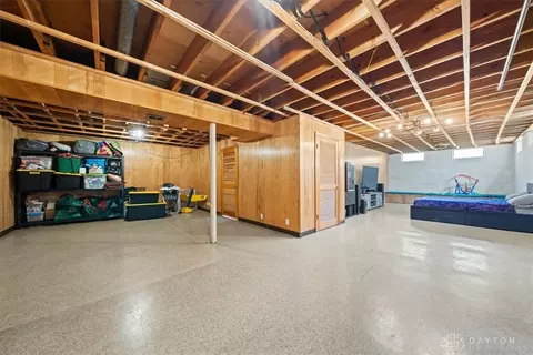 4533 Drayton Ct, Kettering, OH 45440 photo 22