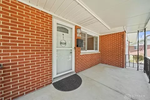 4533 Drayton Ct, Kettering, OH 45440 photo 3