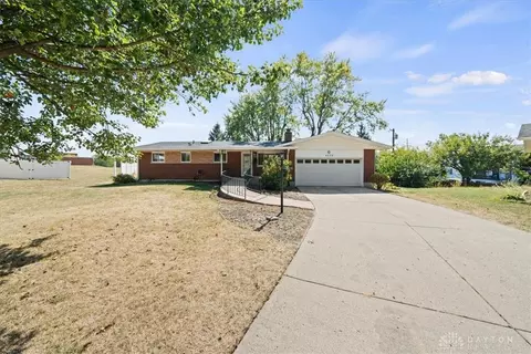 4533 Drayton Ct, Kettering, OH 45440