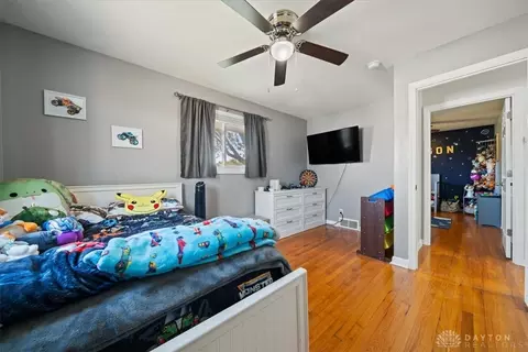 4533 Drayton Ct, Kettering, OH 45440 photo 17
