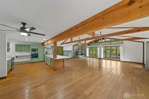 6069 Middleboro Rd, Blanchester, OH 45107 photo 12