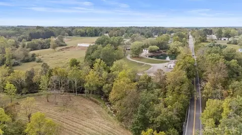 6069 Middleboro Rd, Blanchester, OH 45107 photo 40