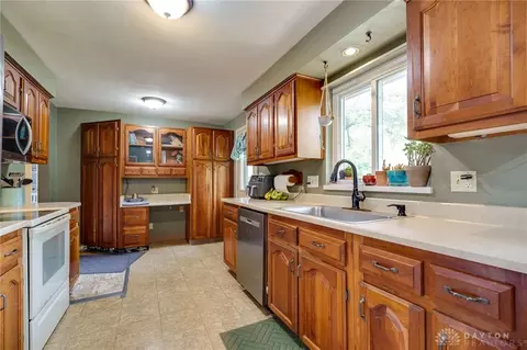 1118 Gardner Rd, Kettering, OH 45429 photo 17