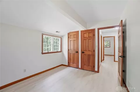 Bedroom - 570 Aberfelda Dr, Springfield, OH 45504 photo 2 of 4
