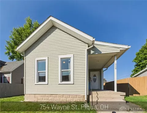 754 S Wayne St, Piqua, OH 45356