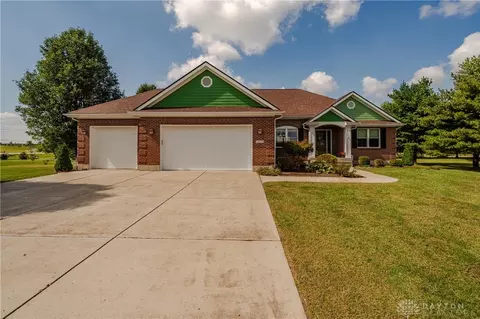 1369 New England Way, Lebanon, OH 45036