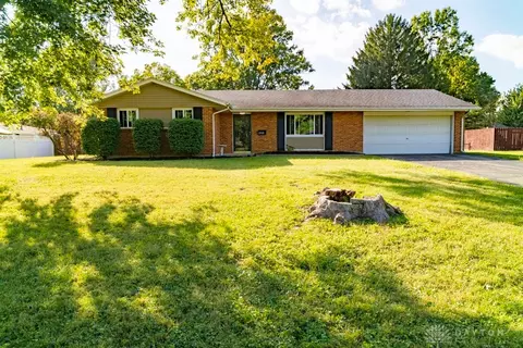 2925 Walford Dr, Dayton, OH 45440