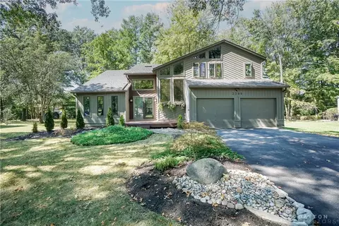 3399 Shadow Ridge Dr, Loveland, OH 45140
