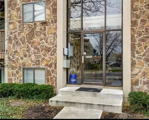 9589 Cornell Ln, West Chester, OH 45011