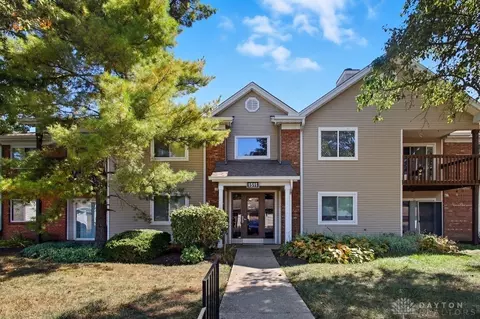 1511 Lake Pointe Way #2, Dayton, OH 45459