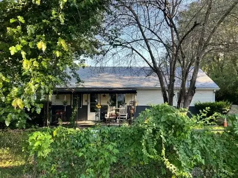 321 Gilbert Ave, Fairborn, OH 45324