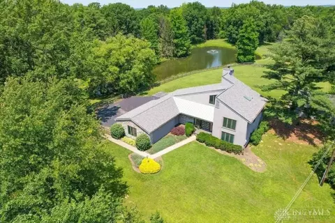 3074 Mcintire Rd, Morrow, OH 45152