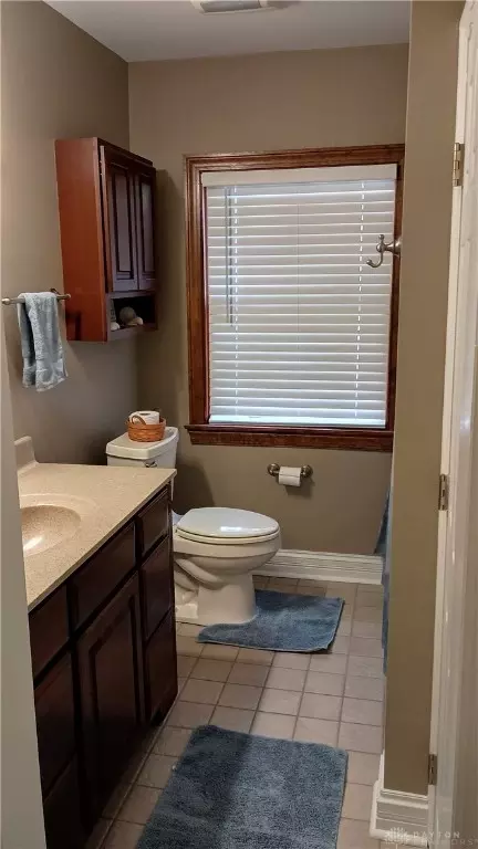 Bath - 5016 Far Hills Ave, Kettering, OH 45429 photo 1 of 3