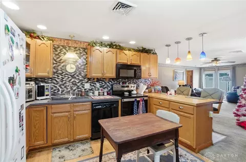 210 Janet Ave, Eldorado, OH 45321 photo 18