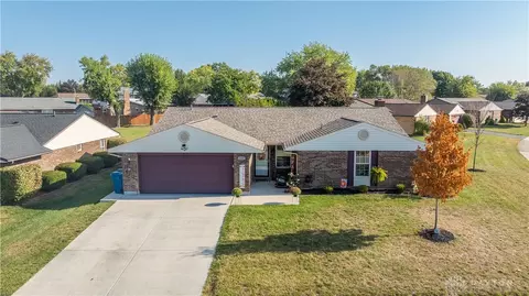 6600 Green Lee Ct, Huber Heights, OH 45424