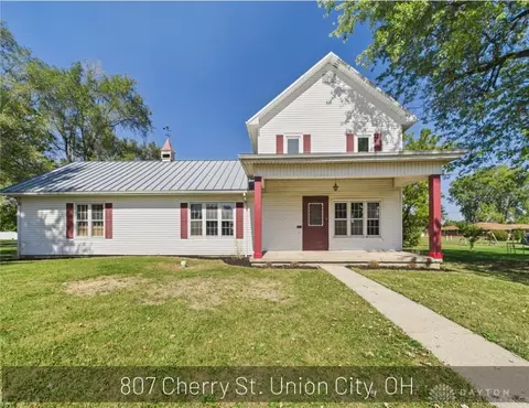 807 E Cherry St, Union City, OH 45390