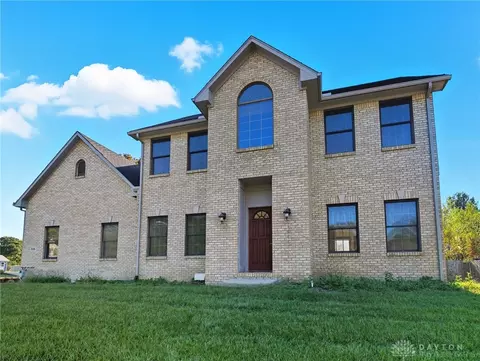 306 Pauly Dr, Clayton, OH 45315