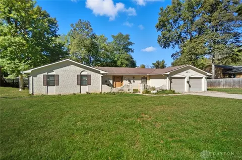 337 Honey Jane Dr, Dayton, OH 45434