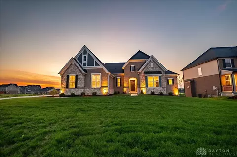 389 David Lee Ct, Monroe, OH 45050
