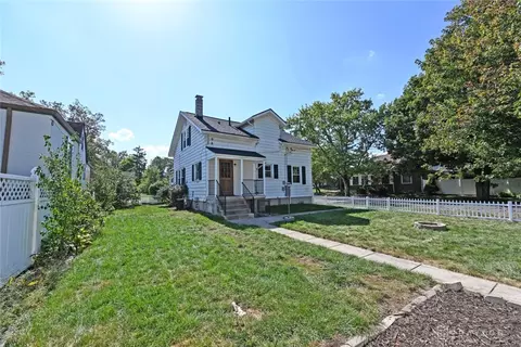 Exterior - 651 Broad Blvd, Dayton, OH 45419 photo 11 of 12