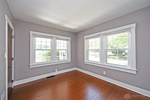 Living - 651 Broad Blvd, Dayton, OH 45419 photo 8 of 8