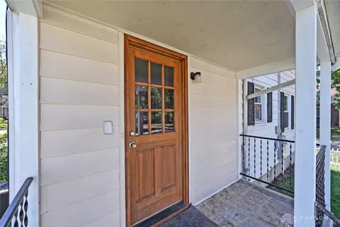 Exterior - 651 Broad Blvd, Dayton, OH 45419 photo 5 of 12