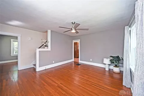 Living - 651 Broad Blvd, Dayton, OH 45419 photo 2 of 8