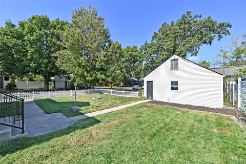 Exterior - 651 Broad Blvd, Dayton, OH 45419 photo 9 of 12