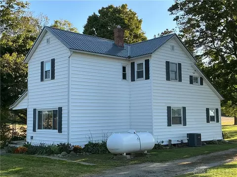 494 Gibbs Rd, New Paris, OH 45347