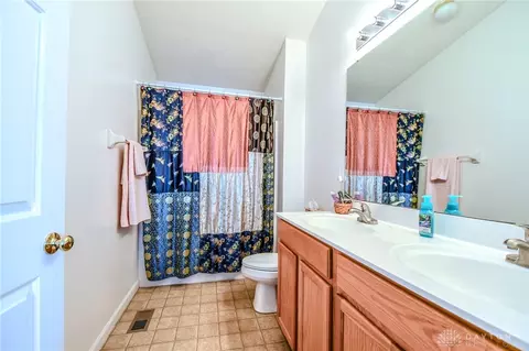 145 Kitty Hawk Dr, Springboro, OH 45066 photo 28