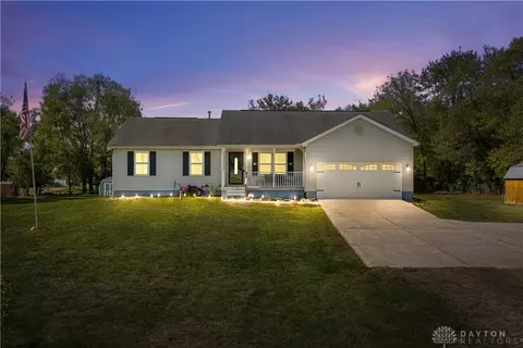 8007 Martz Paulin Rd, Franklin, OH 45005