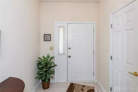 Entry Way - 1157 Timbertrail Ct, Centerville, OH 45458 photo 1 of 5