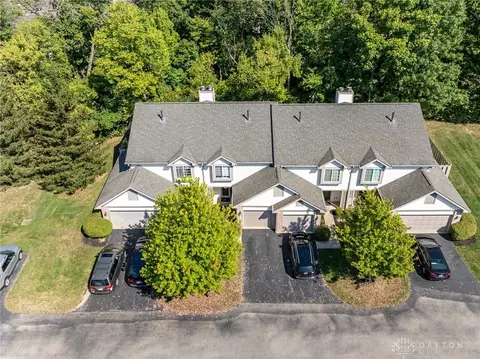 View/Area - 1157 Timbertrail Ct, Centerville, OH 45458 photo 8 of 10