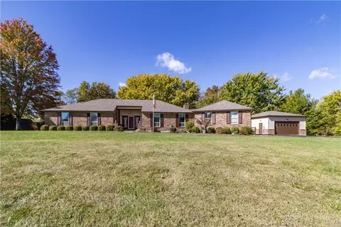 6041 Shadow Lawn Dr, Morrow, OH 45152