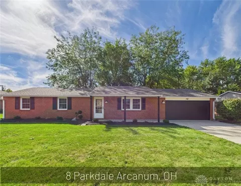 8 Parkdale Dr, Arcanum, OH 45304