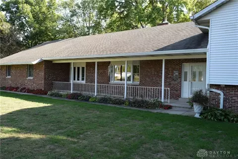 5170 Phillipsburg Union Rd, Englewood, OH 45322