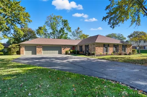 1553 Roamont Dr, Centerville, OH 45459 photo 5