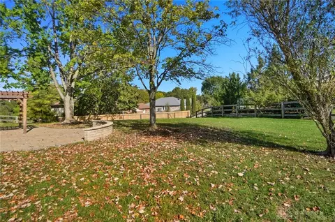 1553 Roamont Dr, Centerville, OH 45459 photo 59