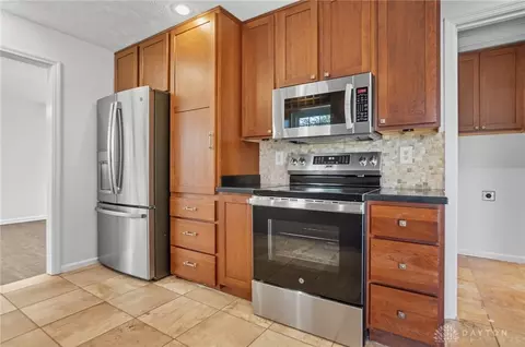 1553 Roamont Dr, Centerville, OH 45459 photo 19