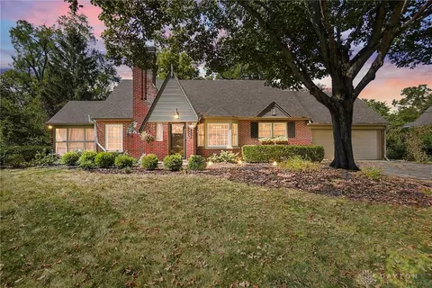 3325 Ridgeway Rd, Dayton, OH 45419